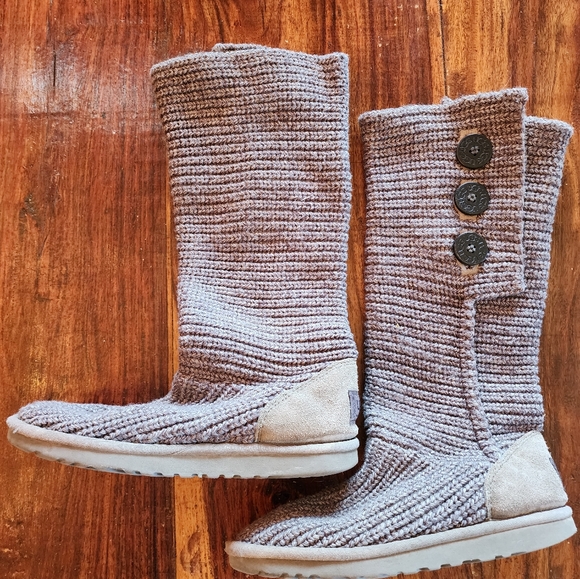 UGG - Picture 4 of 4